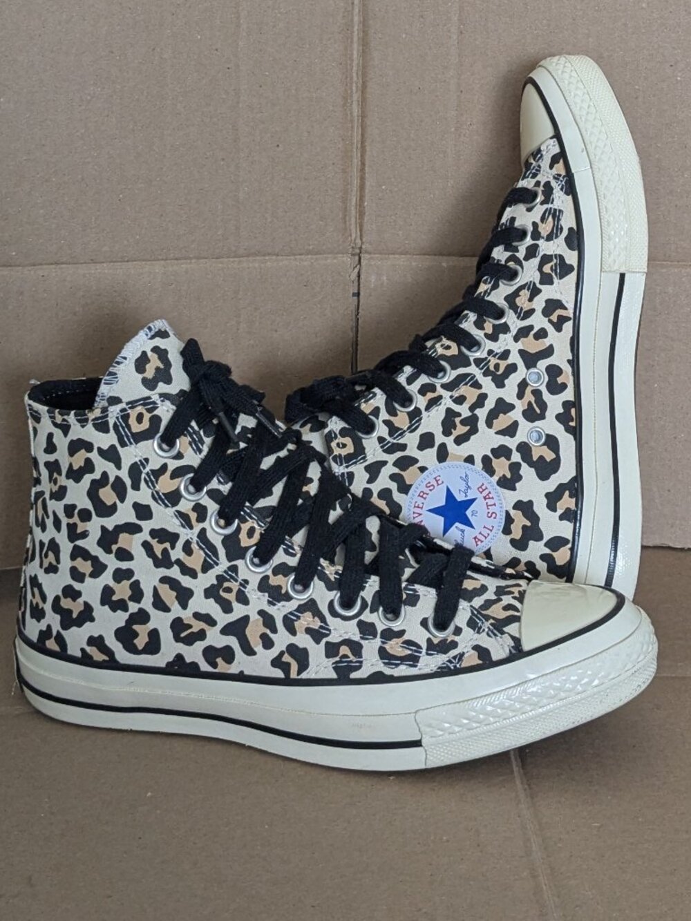 Jaguar Leopard Pattern Converse Chuck Taylor High Top Shoes Unisex Sz M9.5,W7.5